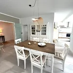 Villa Fabiola In Strandnaehe